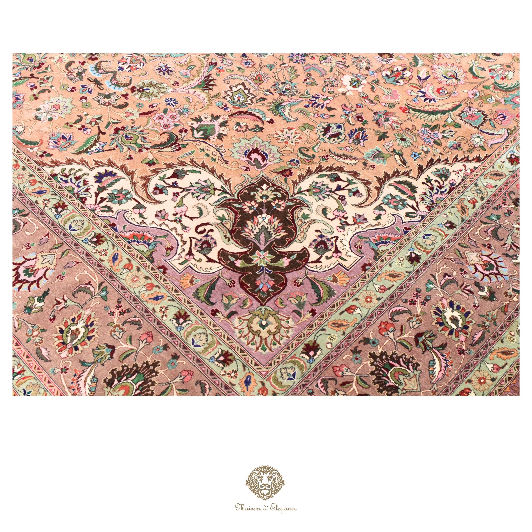 Lujosa alfombra persa de lana Kerman hecha a mano con diseño de medallón floral verde.