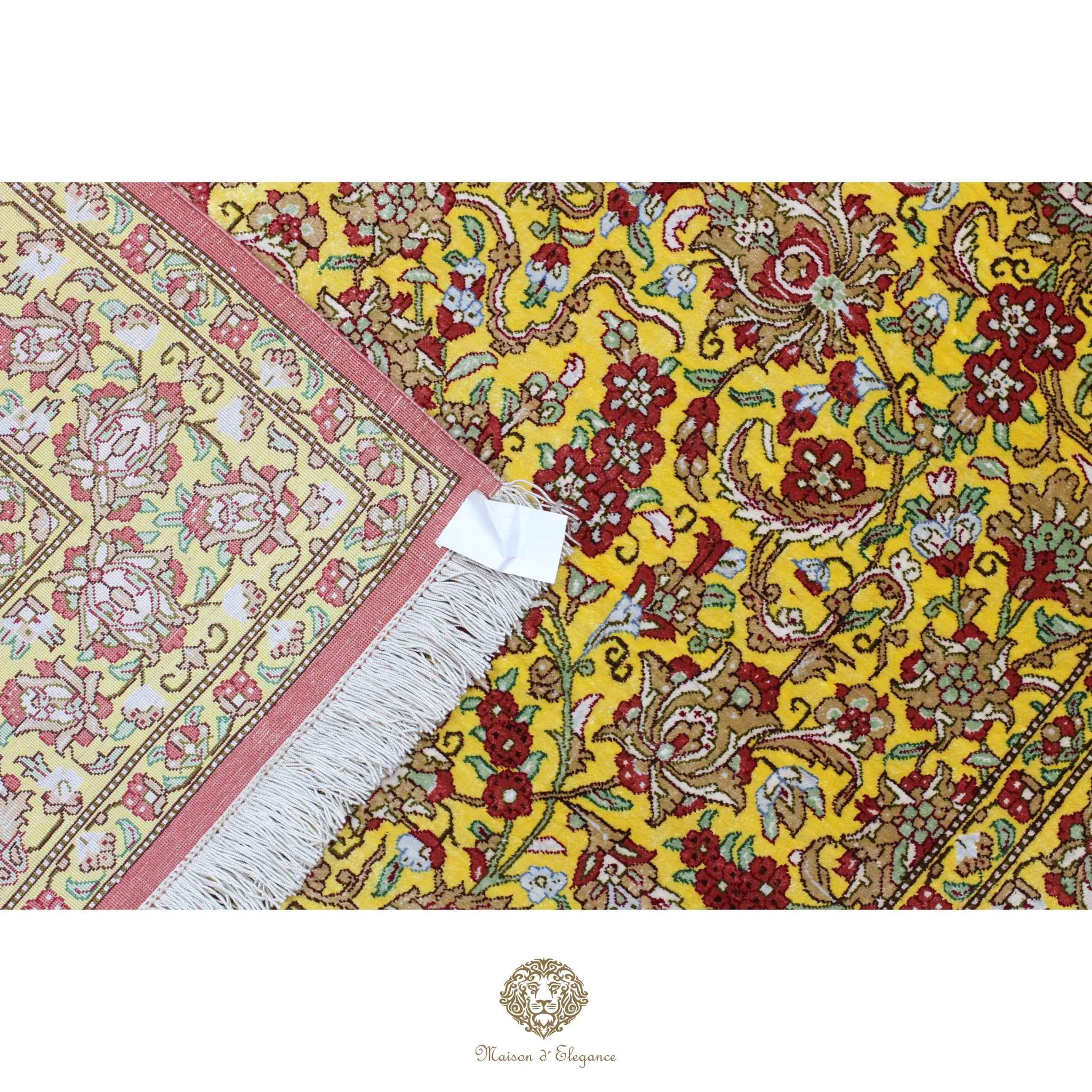 Alfombra persa exclusiva de seda pura - Obra maestra anudada a mano con tintes naturales, firmada, 101 x 159 cm, diseño floral integral.