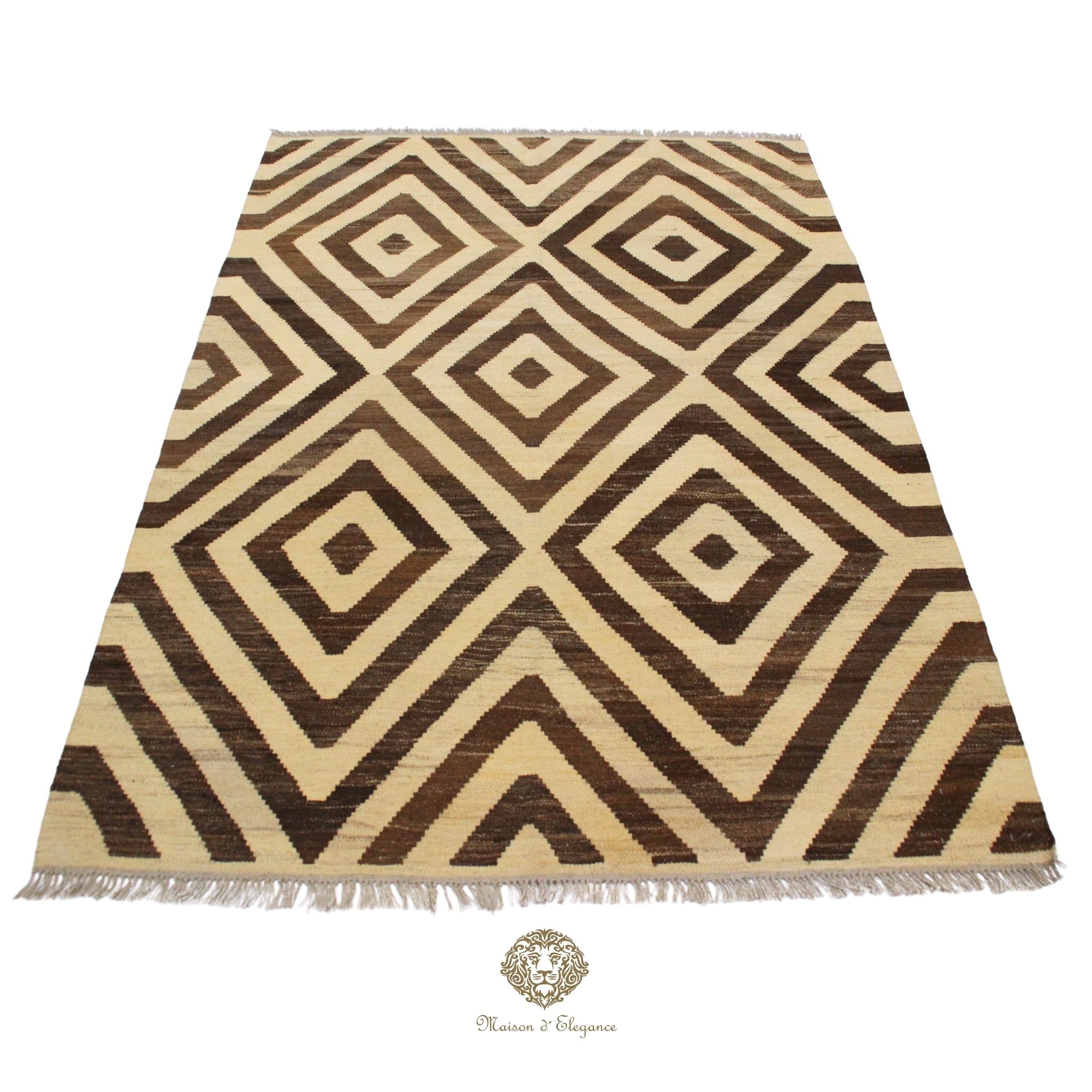 Rug with brown and beige geometric pattern on a Ivory background