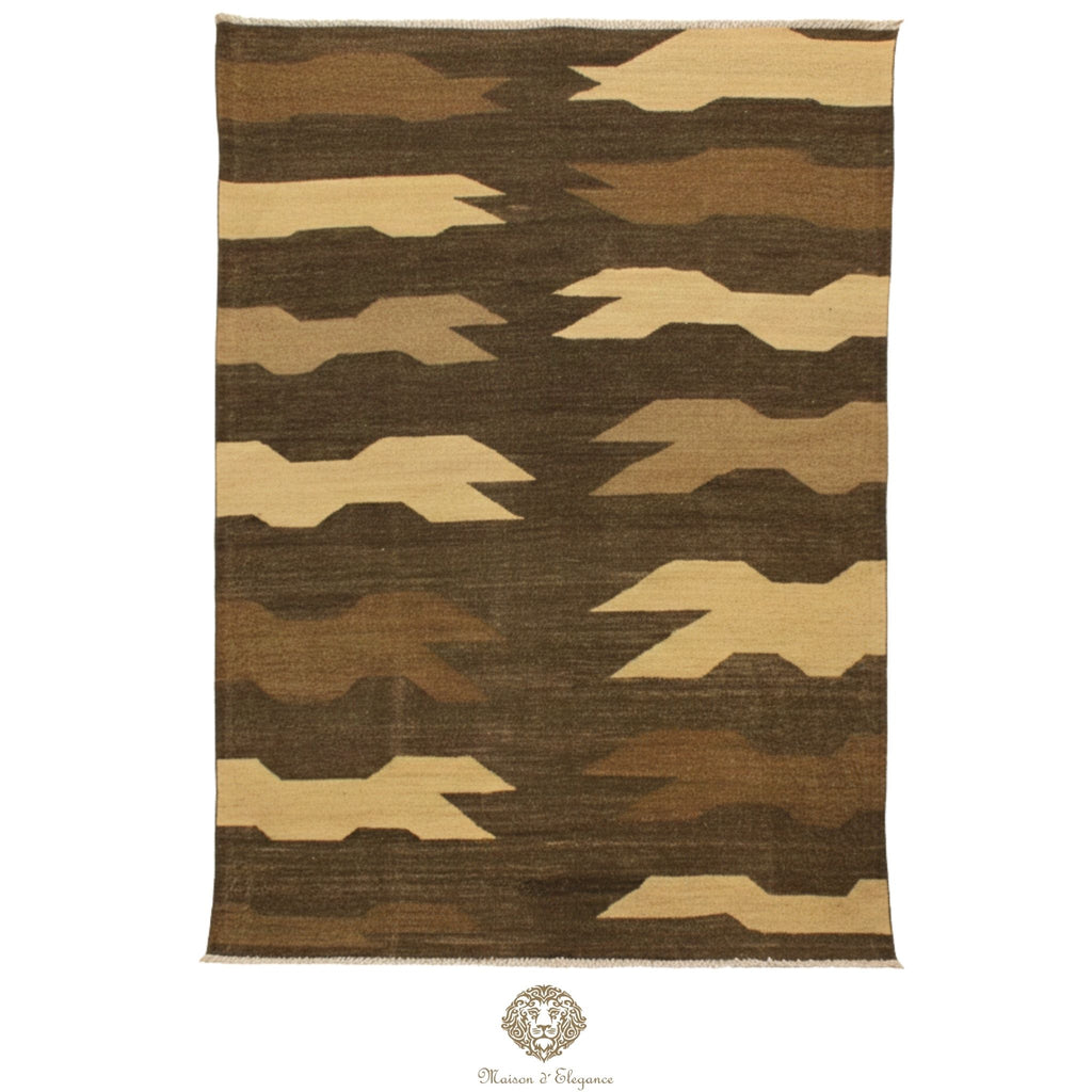 Camouflage-patterned rug with brown and beige colors on a white background