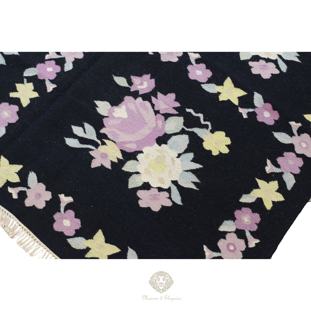 Alfombra Fino Kilim Tejido Plano Lana Negro Natural - Diseño Floral Europea 370x276 Doble cara