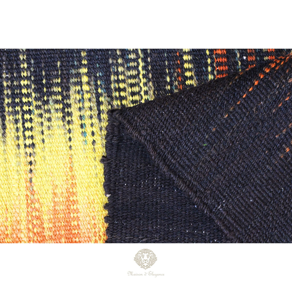 Alfombra Kelim Kia Sar Negra Con detales en amarillo y Naranja 291 x 191 cm