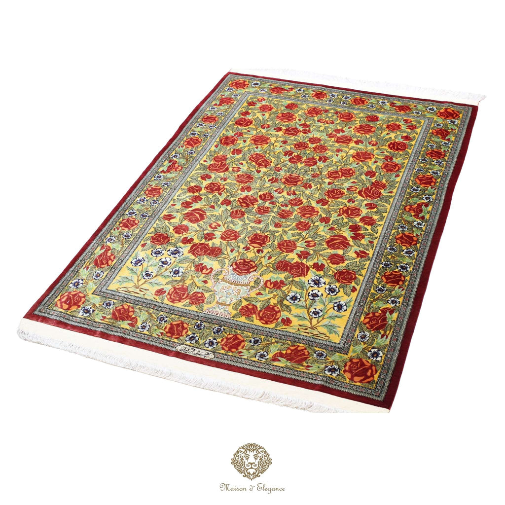 Decorative rug with floral pattern on a Gold background