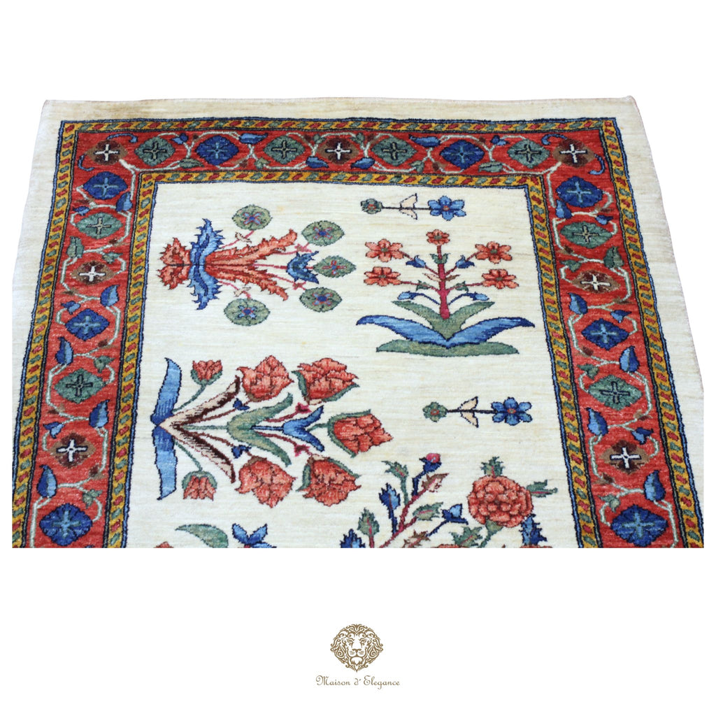 Alfombra persa Trible Fine Kashkuli con tintes naturales | Gabbeh de lana hecha a mano 96 x 131 cm