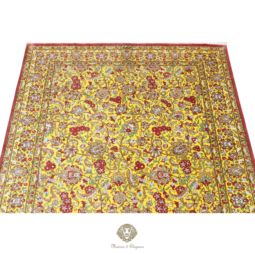Alfombra persa exclusiva de seda pura - Obra maestra anudada a mano con tintes naturales, firmada, 101 x 159 cm, diseño floral integral.