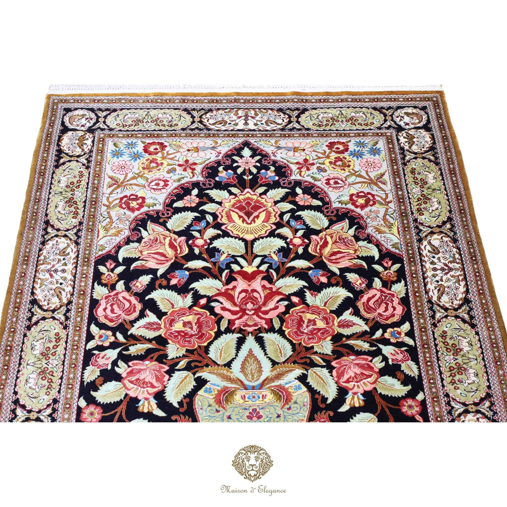 Alfombra persa exclusiva de seda pura - Obra maestra anudada a mano con tintes naturales, firmada, 105 x 157 cm, diseño de oración floral
