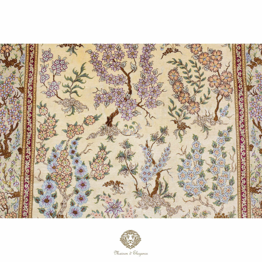 Alfombra persa de seda pura, anudada a mano, teñida con tintes naturales, | obra maestra con diseño floral integral, firmada, 101 x 152 cm