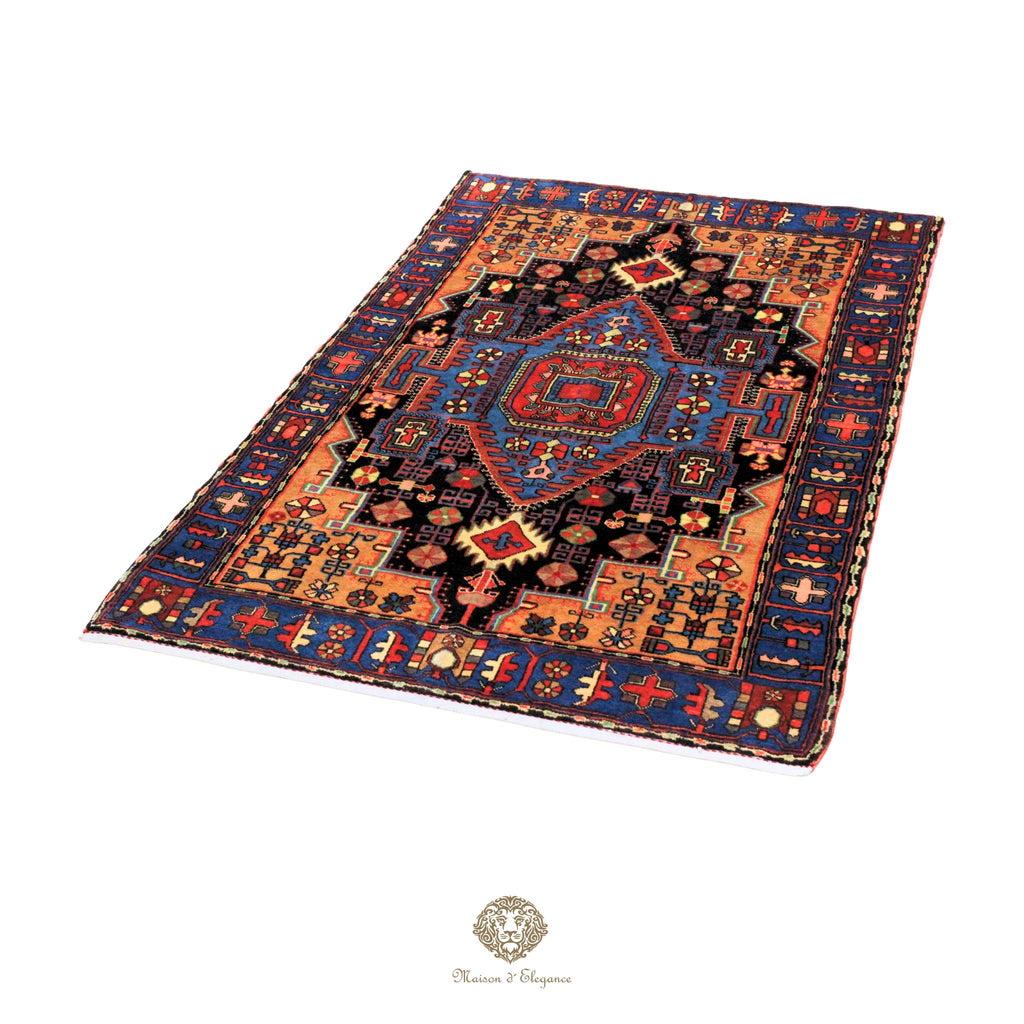 Tribal Persian Wool Rug - Geometric Medallion Design with Ivory Background | Natural Dyed 136 x 217 cm