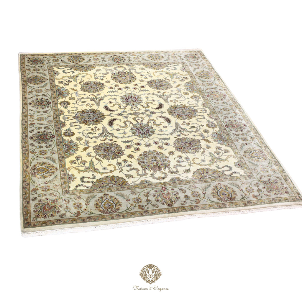 Alfombra de lana y Seda tradicional hecha a mano con diseño floral | Tonos neutros, 244 x 314 cm