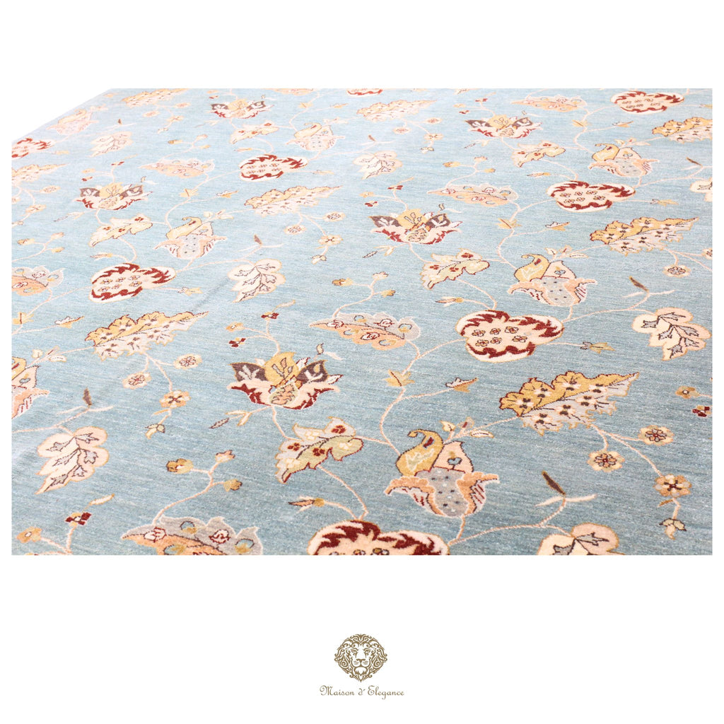 Alfombra de lana estilo Tabriz, superfina color azul marfil con diseño floral | Elegancia 240x308 cm