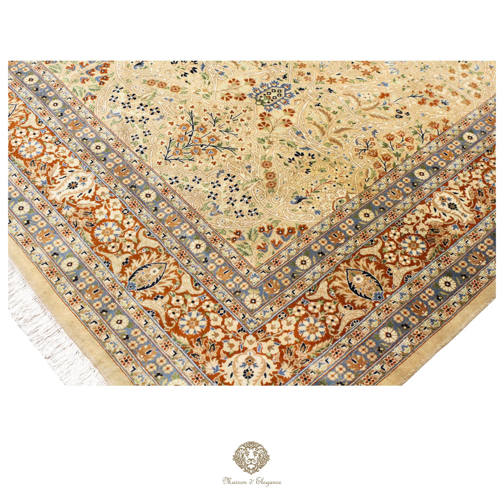 Alfombra de lana estilo Tabriz, superfina color verde marfil con diseño floral | Elegancia 250x317 cm