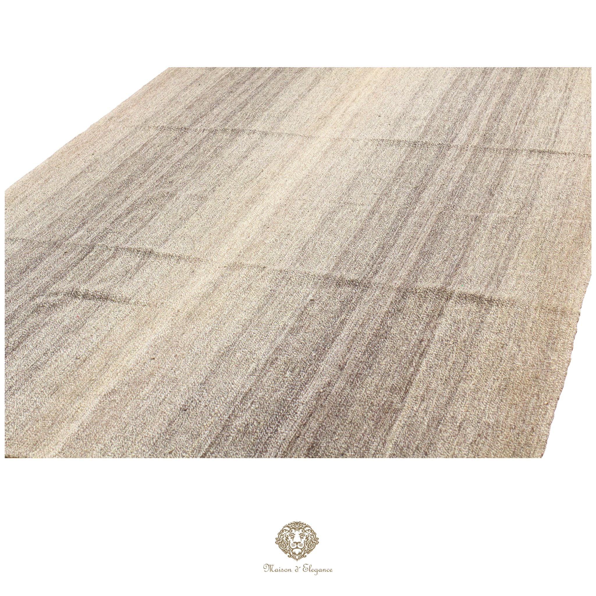Alfombra persa Kia Sar Kilim hecha a mano de lana, blanca | Kilim de diseño Maison moderne 186x233 cm