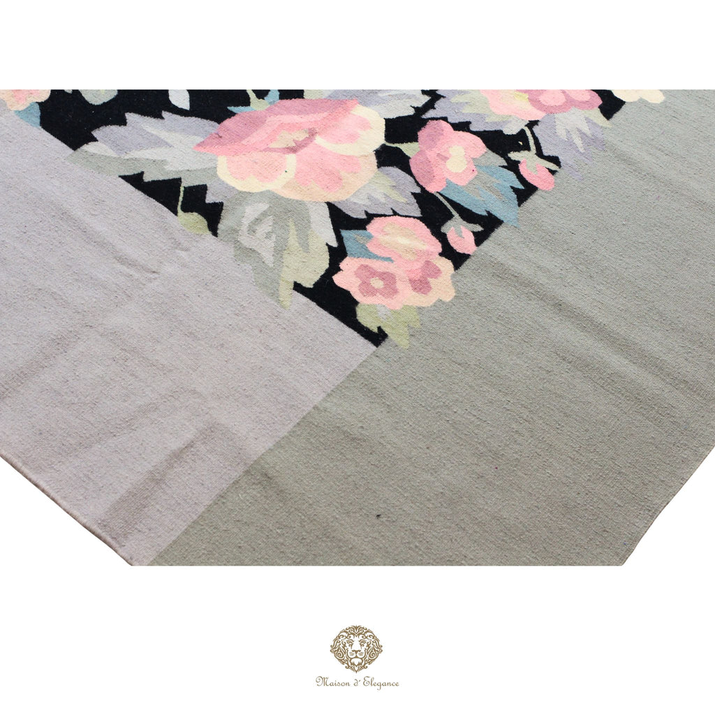 Alfombra Kilim fina, tejido plano, lana color natural | Diseño floral europeo, 270x361 cm