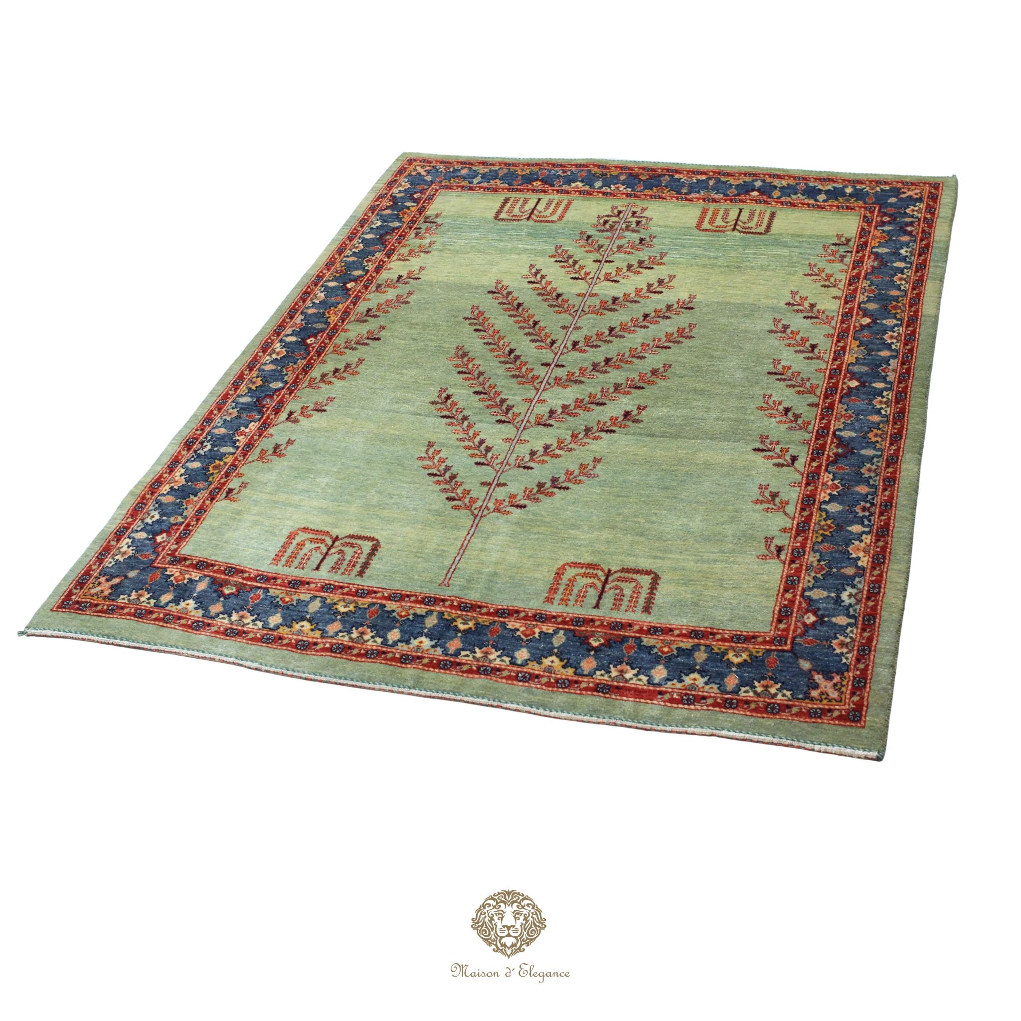 Decorative rug with leaf pattern on a verde background
