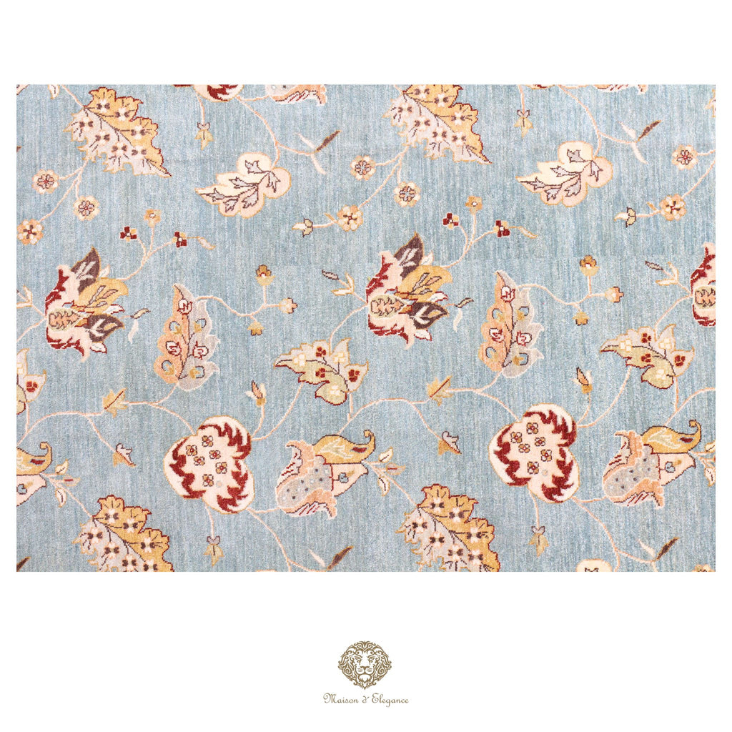 Alfombra de lana estilo Tabriz, superfina color azul marfil con diseño floral | Elegancia 240x308 cm