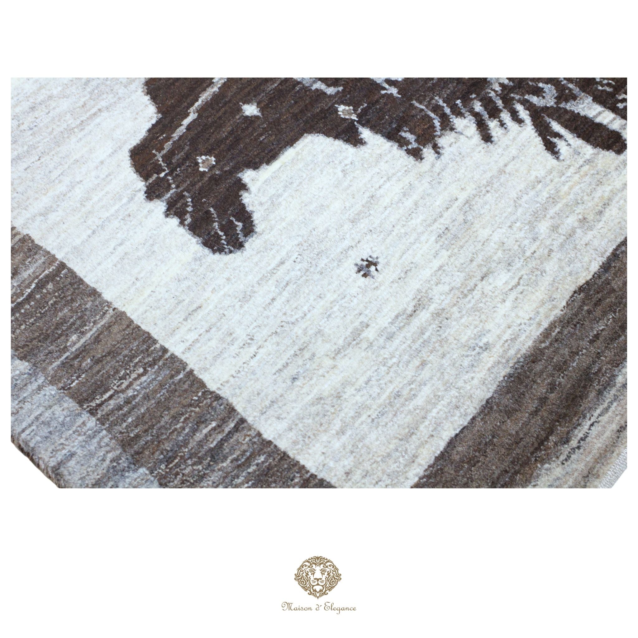 Alfombra persa Yalameh con diseño tribal de león, teñida con tintes naturales | Hecha a mano, 123 x 180 cm