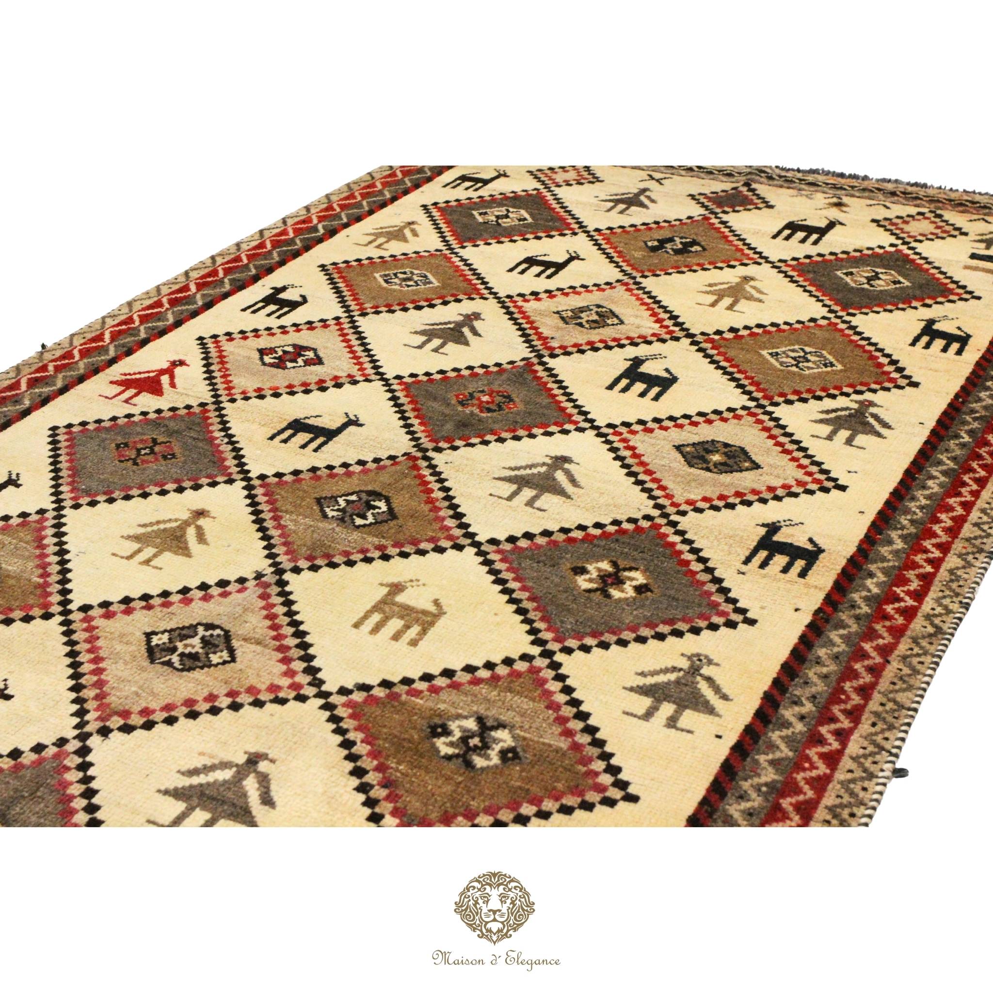Decorative rug with geometric pattern and animal illustrations on a beige background