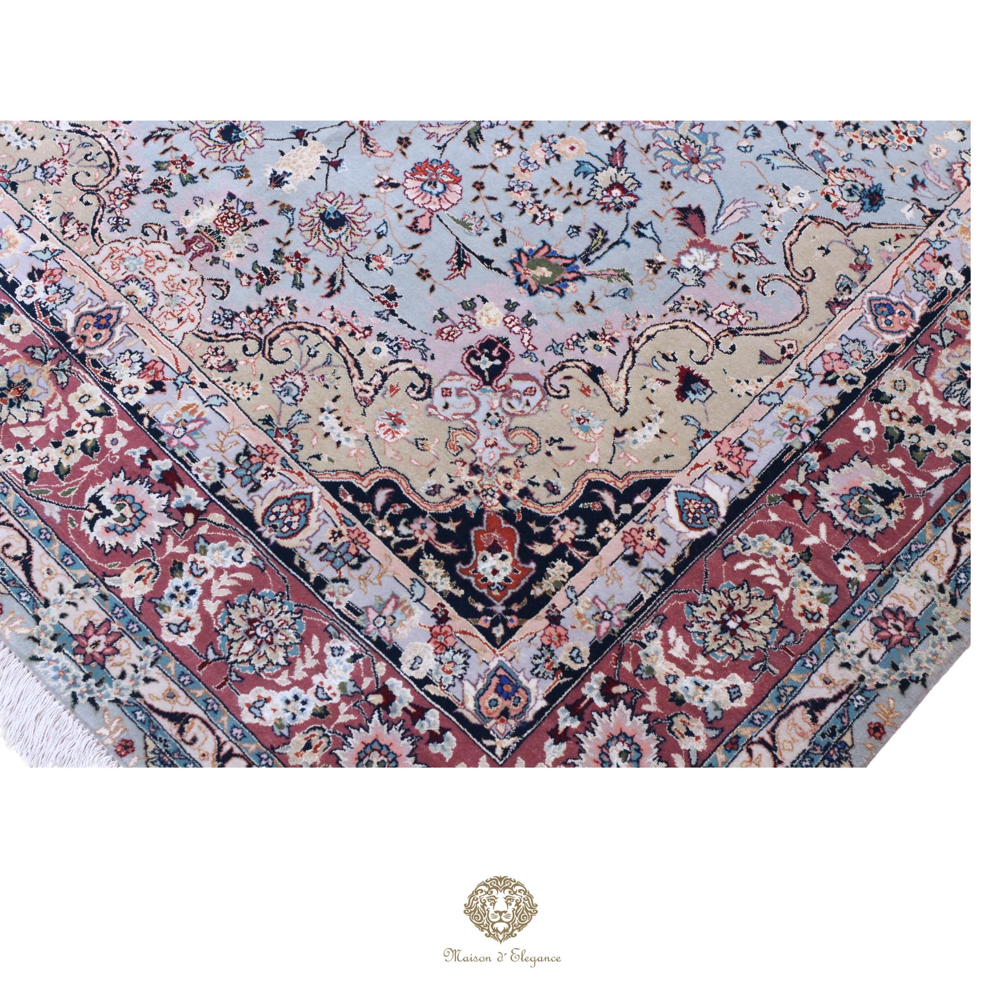 Alfombra persa Tabriz de lujo, lana y seda superfina | Diseño de medallón floral en azul claro, 147 x 215 cm
