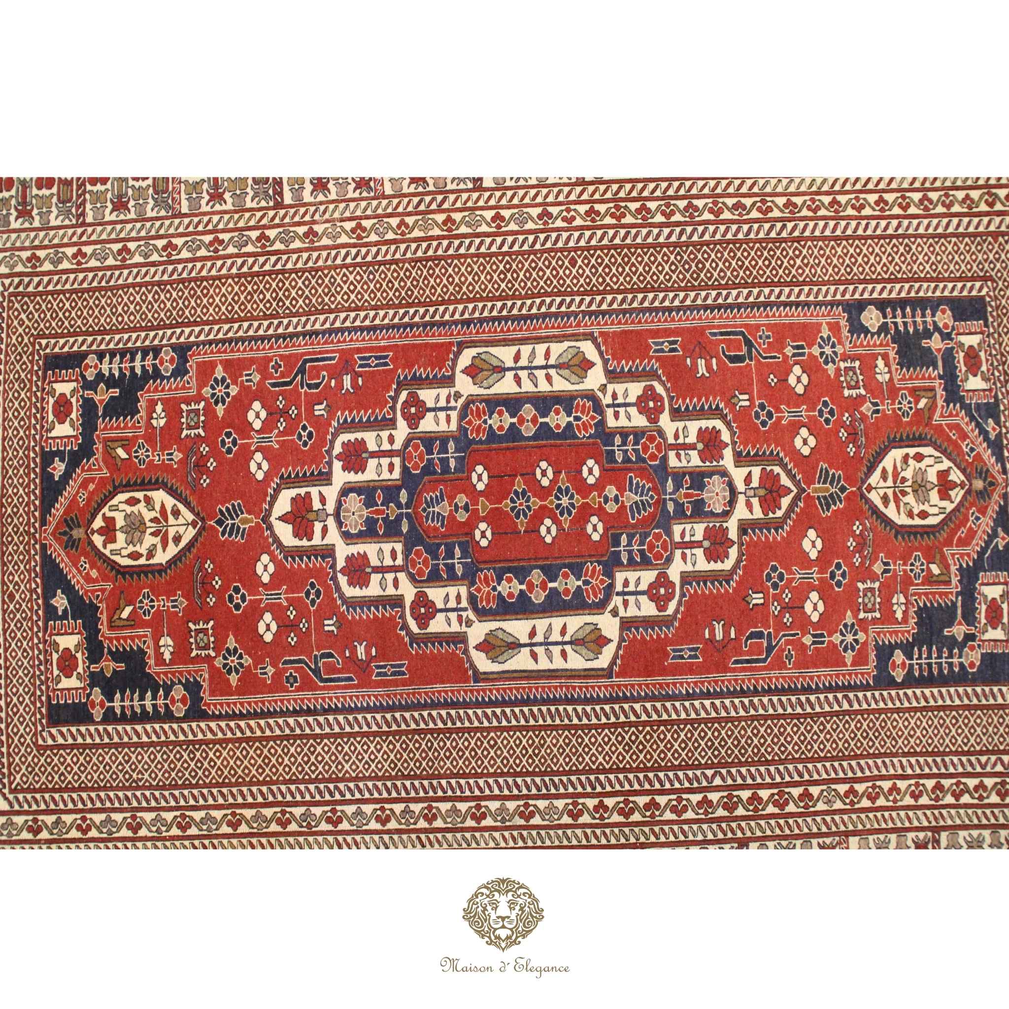 Fine Rare Flat-Weave Sumac Persian Wool Kilim | Medallion Design