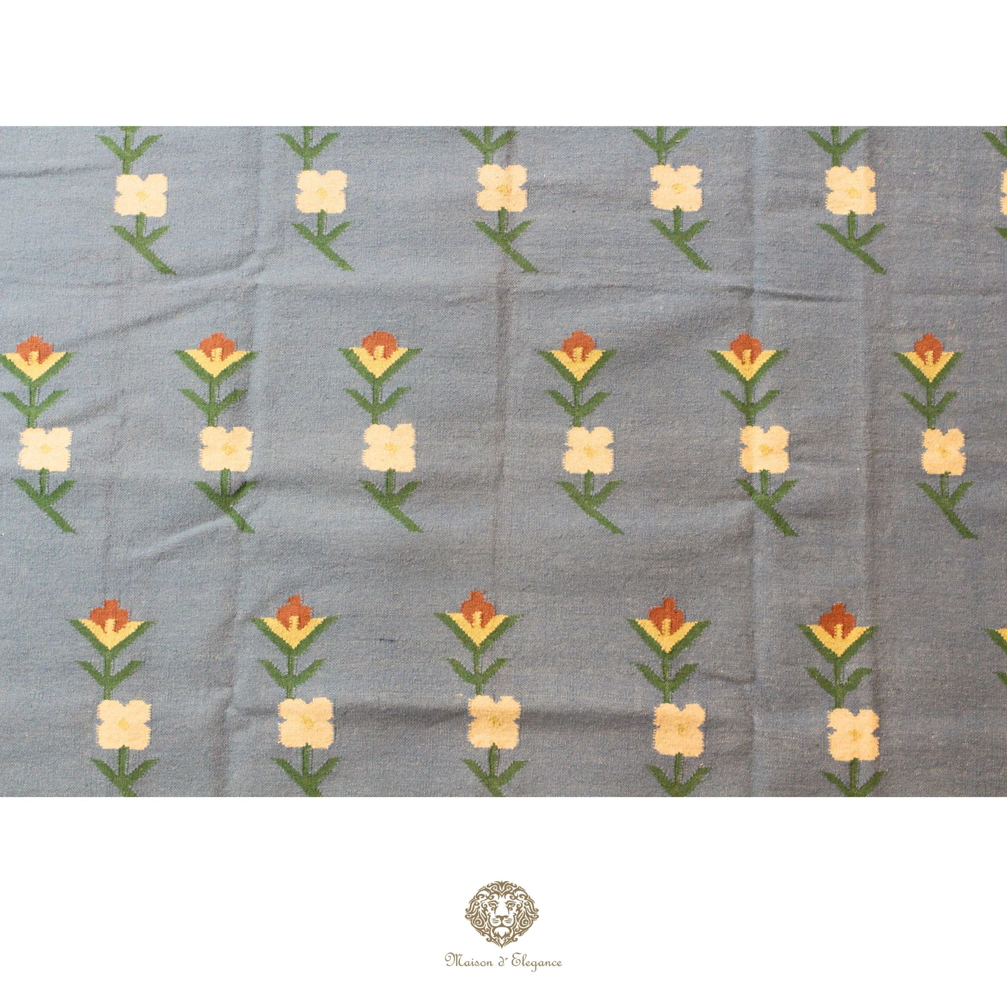 Alfombra Kilim fina, tejido plano, lana color natural | Diseño floral europeo, 252x365 cm