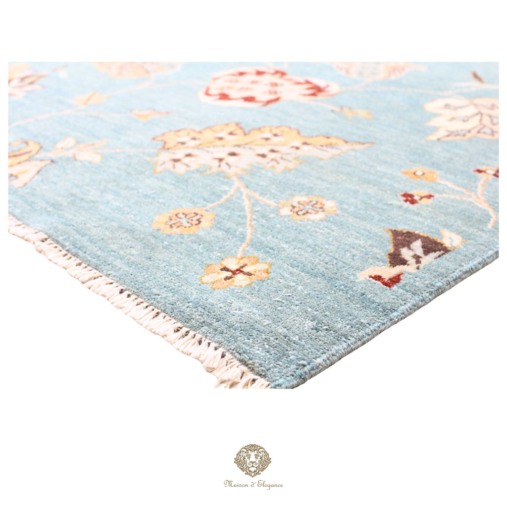 Alfombra de lana estilo Tabriz, superfina color azul marfil con diseño floral | Elegancia 240x308 cm